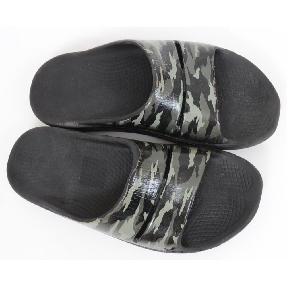 Oofos Ooahh Camo Recovery Slides Women’s Size 10 Men's Size 8 Beach Water Sandal